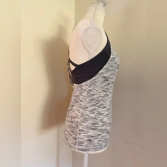 Lululemon Athletica Gray Activewear - Picture 6 of 8